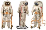 Imagen del traje espacial Krechet-94 elaborado por la firma soviética para la carrera espacial.