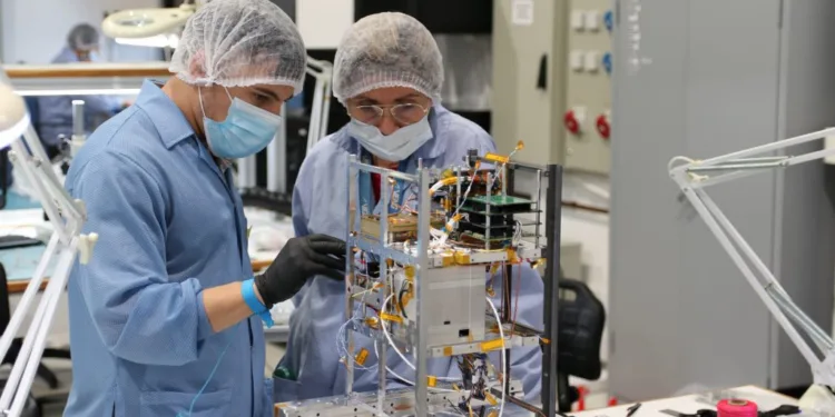 De ATENEA a las próximas misiones Artemis, Argentina busca sostener su lugar en la exploración lunar.
