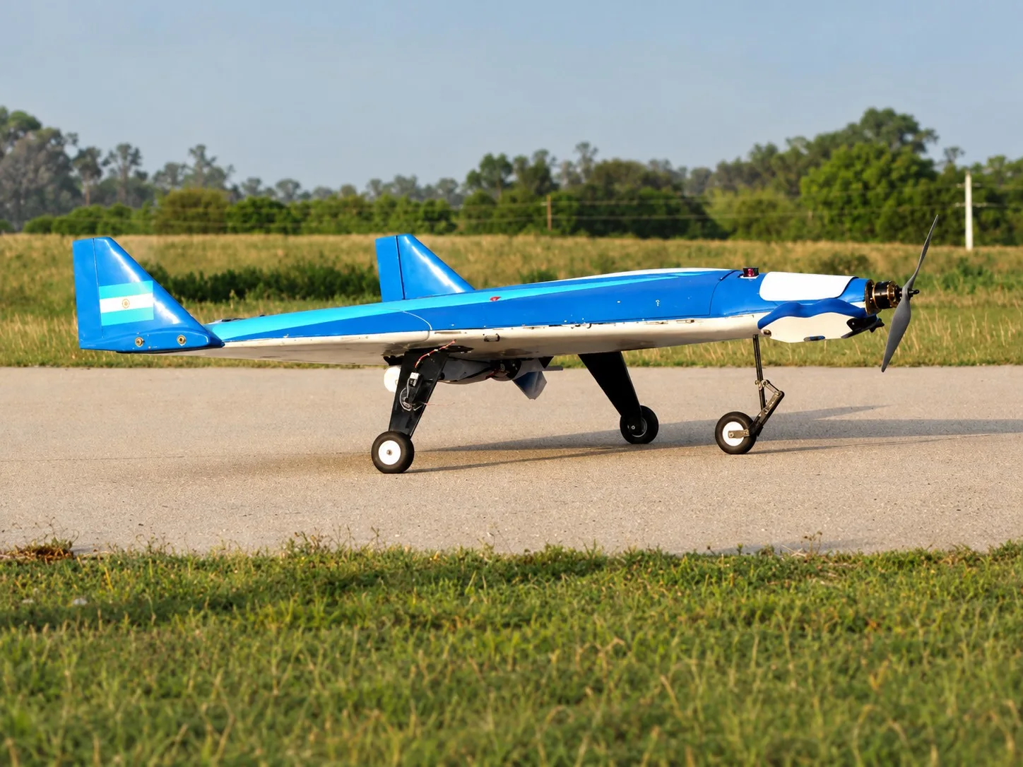 Imagen del prototipo ala delta del equipo Aero ITBA, que consiguió el décimo puesto en la competencia AIAA Design Build Fly 2026.