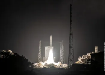 El cohete europeo Ariane 6 consolida su versión más potente con un nuevo lanzamiento de 32 satélites Amazon Leo.