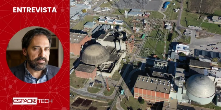 Imagen de las cúpulas de las centrales nucleares argentina Atucha I y II. Argentina polítca nuclear Entrevista Juliá Gadano