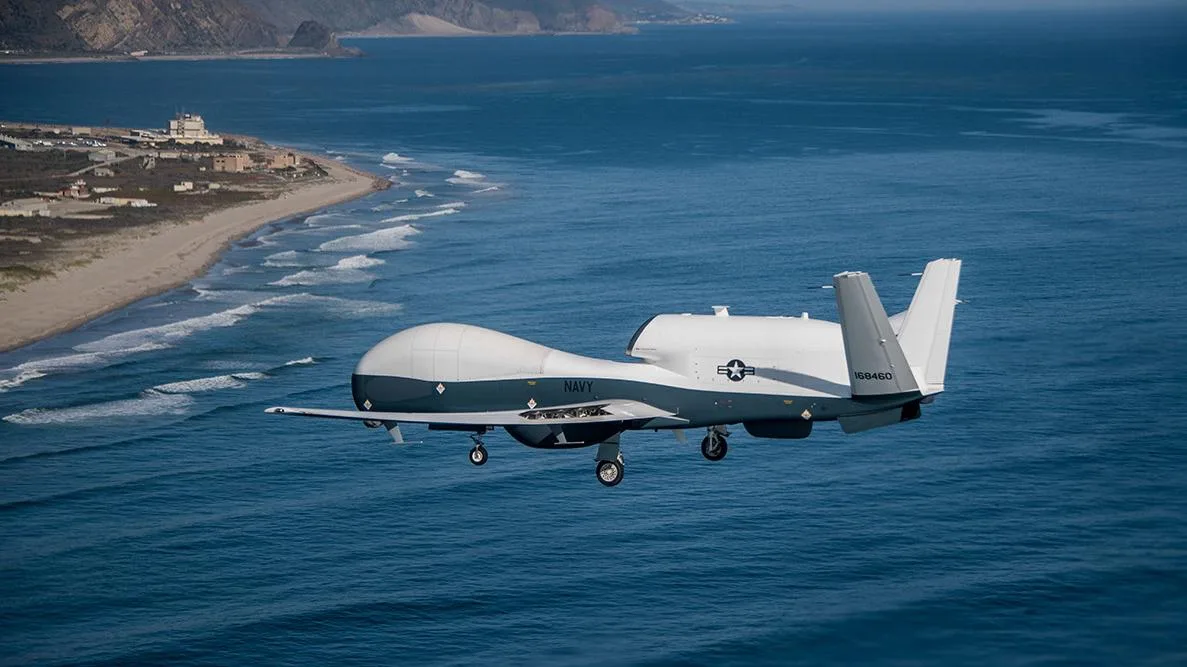 Imagen del dron estadounidense MQ-4C Triton.