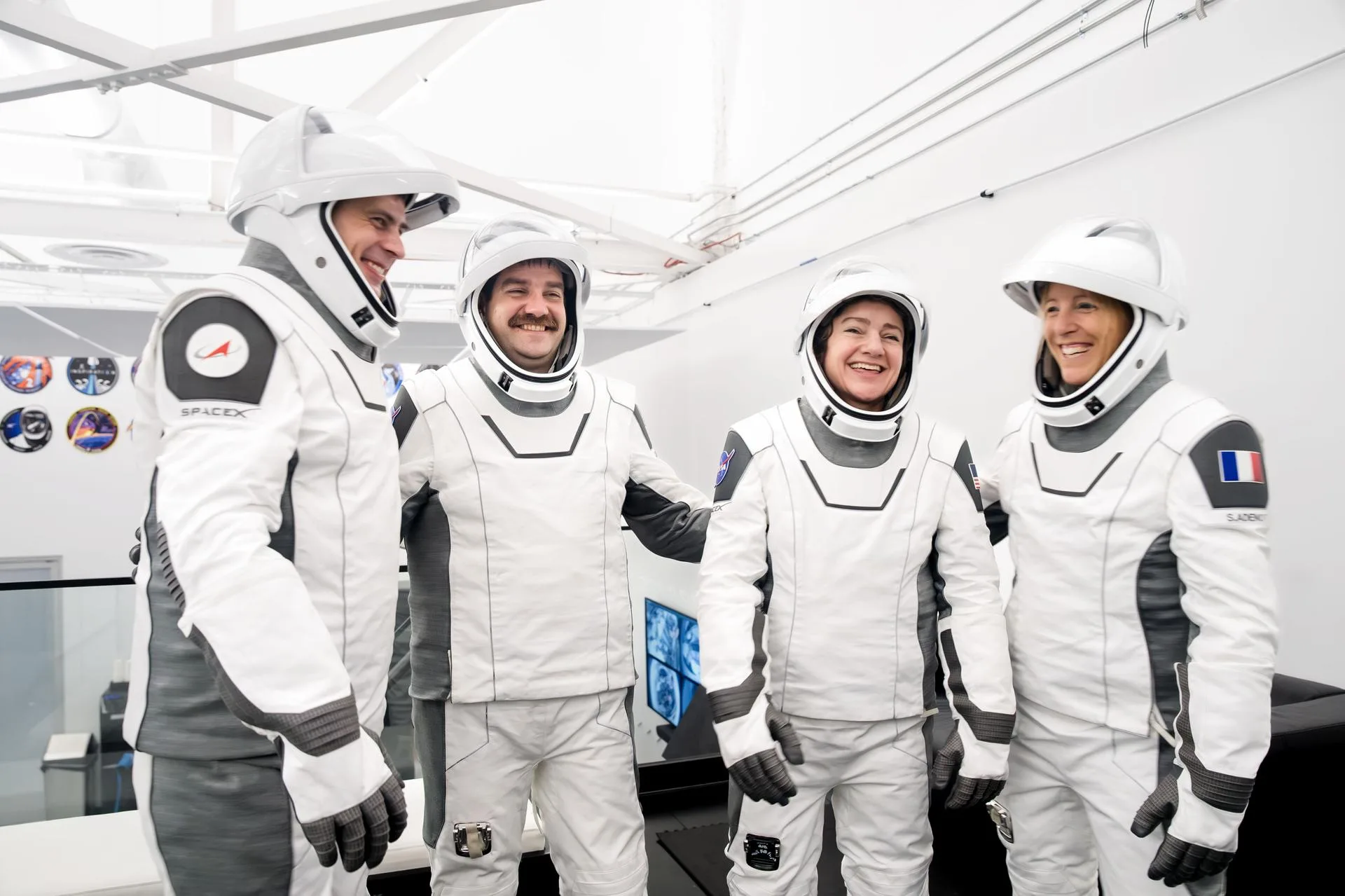 La Expedición 74 de la NASA prueba terapias inspiradas en ADN y agricultura espacial en la Estación Espacial Internacional.