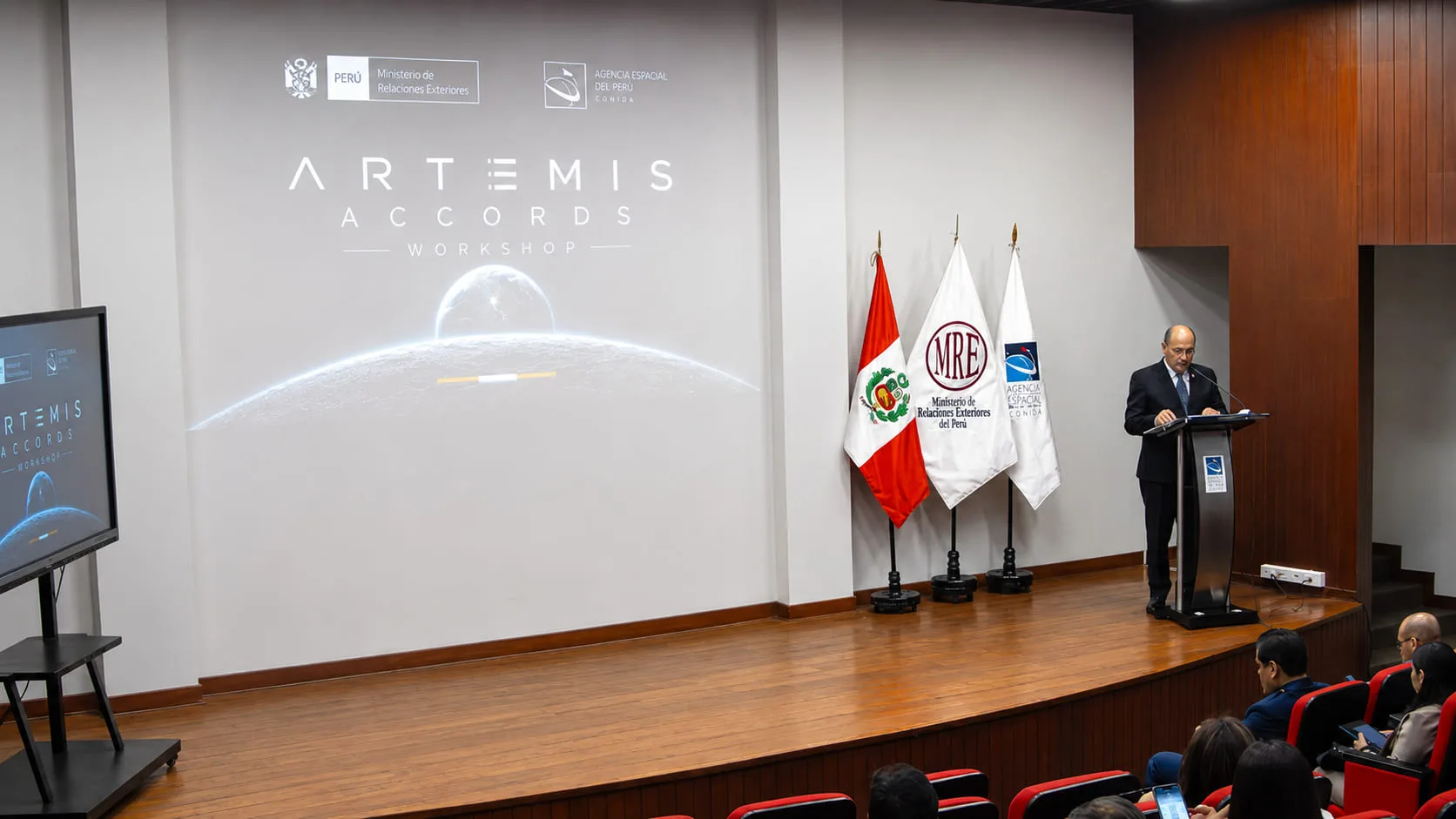Perú entra en la agenda lunar: Lima recibe a los países de los Acuerdos Artemis.