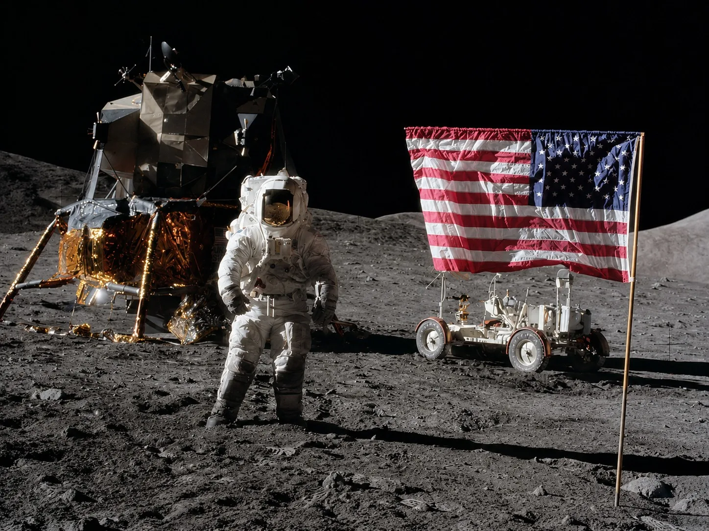El Programa Apolo fue el gran proyecto espacial de la Guerra Fría y el que llevó por primera vez seres humanos a la Luna.