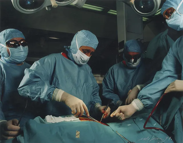 René Favaloro fue médico, inventor, educador y cardiocirujano argentino, creador del baipás coronario con vena safena magna.