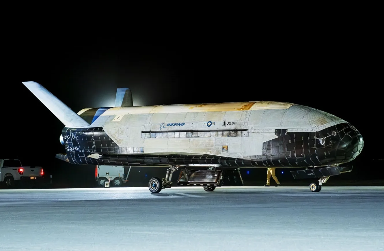 Imagen del avión Boeing X-37B de Estados Unidos. Crédito: NASA. Informe guerra espacial.