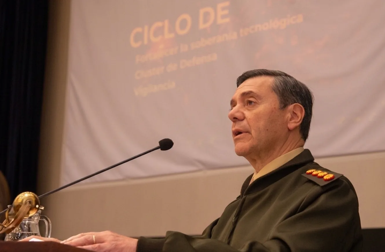 Imagen del Ministro de Defensa, el Teniente General Carlos Presti durante la presentación del ciclo Jornadas de Innovación y Tecnología para la Defensa (CTID+i).