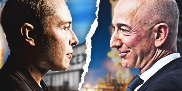 Imagen de Elon Musk (derecha), fundador de SpaceX y Jeff Bezos (izquierda), fundador de Blue Origin.