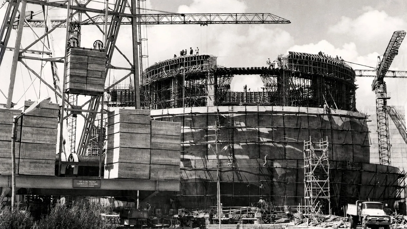 La Central Nuclear Atucha I obtuvo la licencia para iniciar la operación comercial el 24 de junio de 1974.