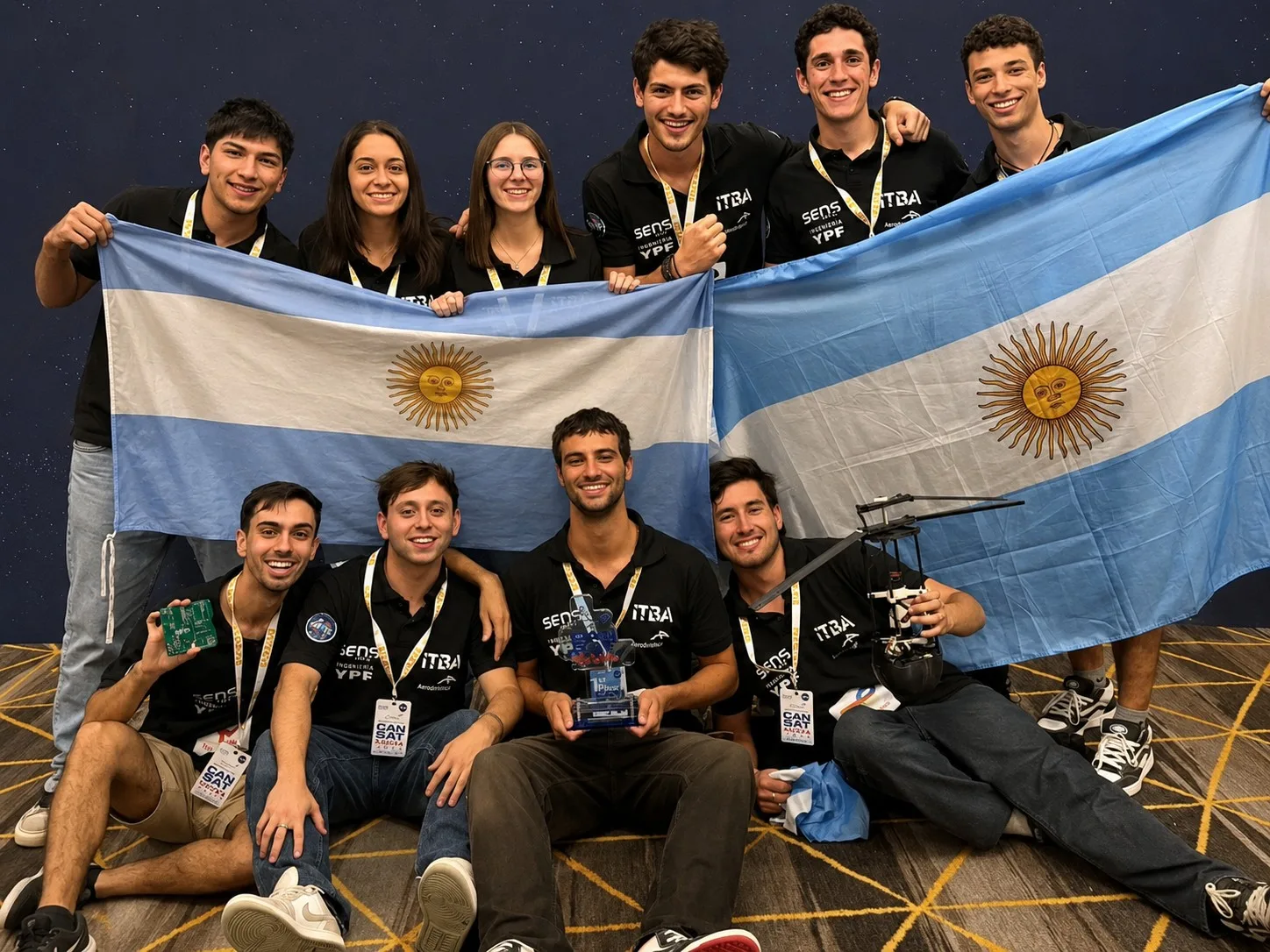Equipo del ITBA ganador de la competencia CanSat 2025.
