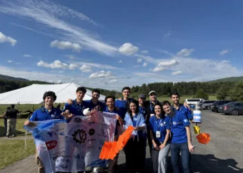 El equipo argentino CanSat UNLP CDR quedó entre los 12 mejores del mundo en la final internacional de 2026.