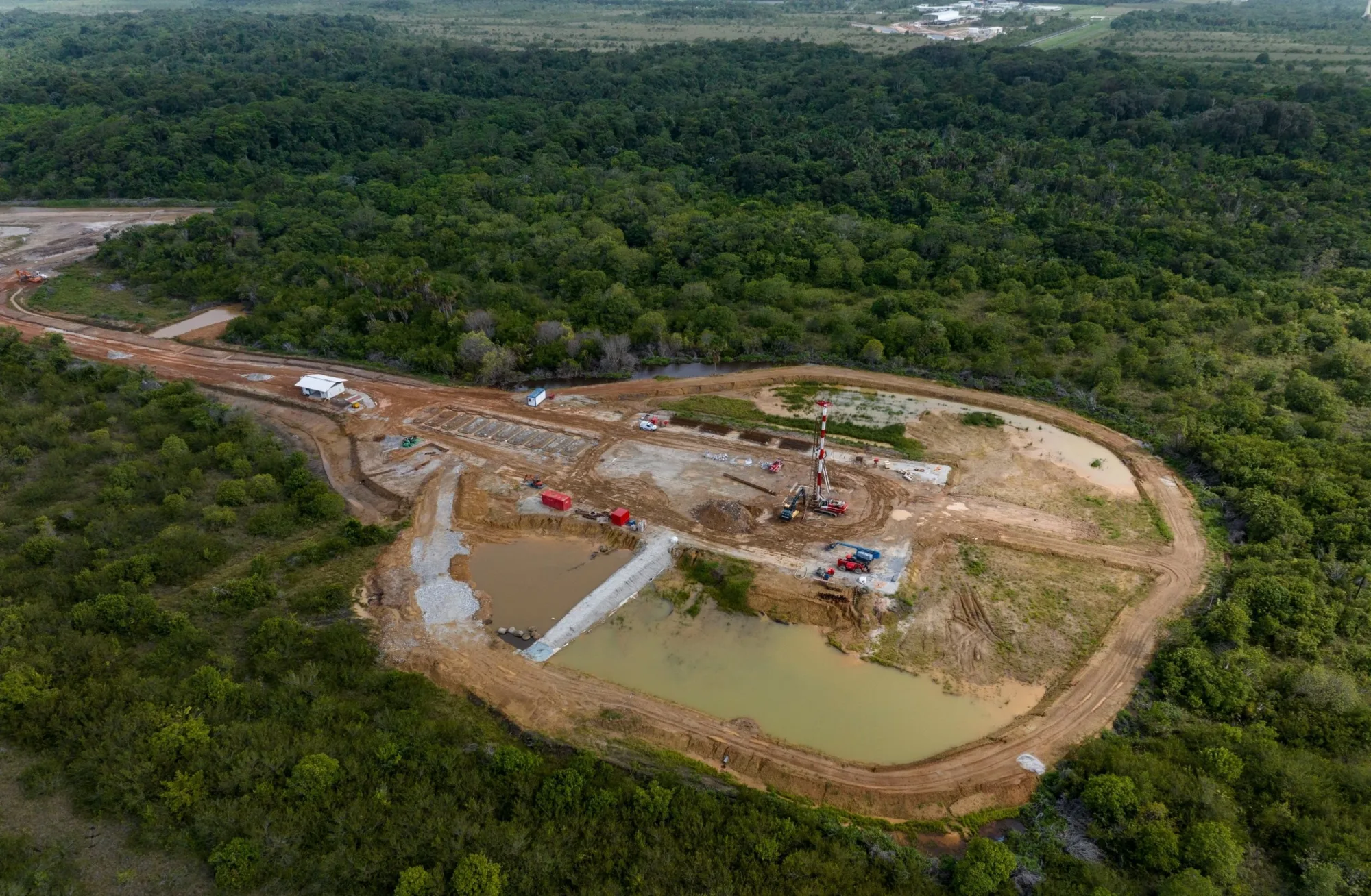 Avance de las obras del complejo de lanzamiento de PLD Space en el área ELM-Diamant del Centro Espacial Guayanés.