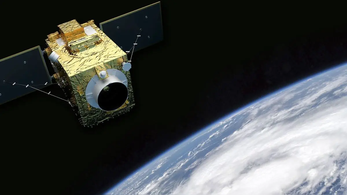 PerúSAT-1 es el principal satélite peruano de observación de la Tierra. Sirve para tomar imágenes de alta resolución del territorio, con aplicación en monitoreo ambiental, agricultura, planificación urbana, control de desastres y respuesta ante emergencias, seguridad e infraestructura.