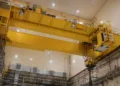 El reactor nuclear argentino RA-10 activa sus puentes grúa y avanza hacia su puesta en marcha.