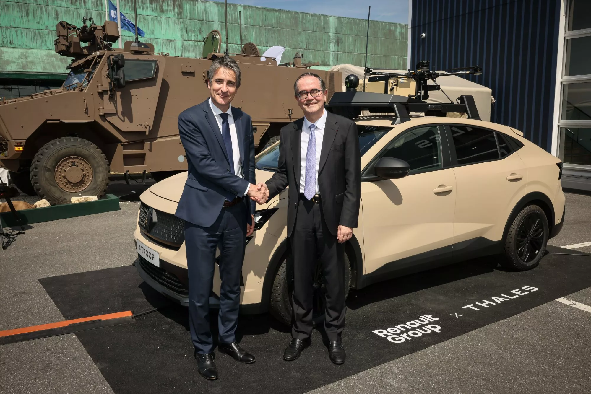 Renault y Thales anunciaron una alianza estratégica para producir drones militares de ataque a gran escala en Francia.