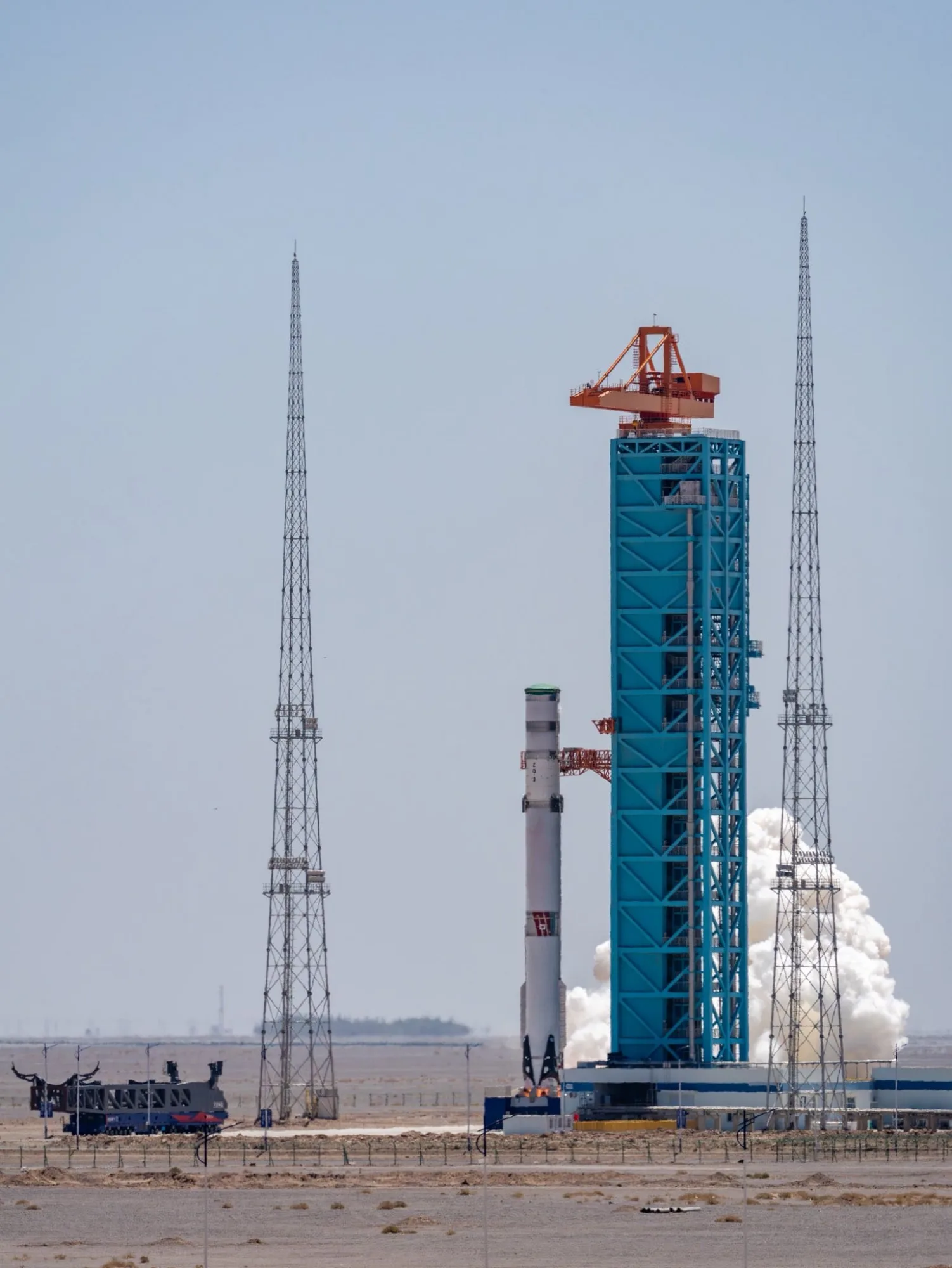 LandSpace completa un fuego estático del cohete ZhuQue-3 Y2 en la Zona Piloto de Innovación Espacial Comercial Dongfeng, en el noroeste de China.