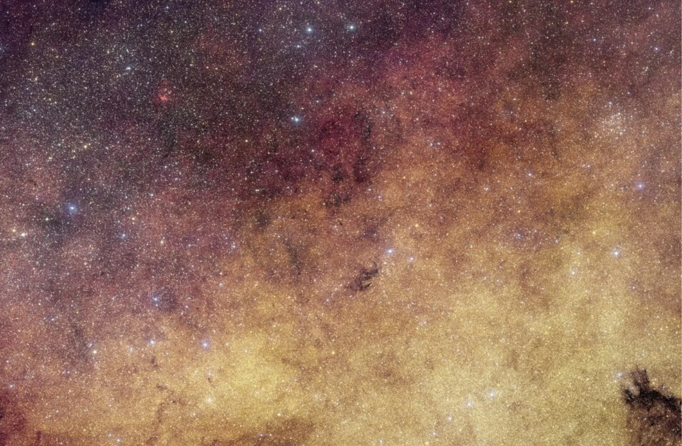 Imagen del bulbo central de la Vía Láctea, sacada por el telescopio espacial Euclid de la ESA. Crédito: ESA.