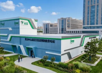 Imagen de la primera estación de energía prefabricada, destinada a generación y almacenamiento de datos de la IA.