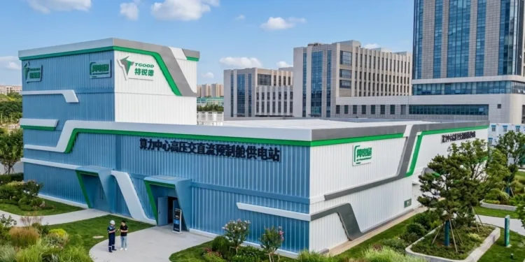 Imagen de la primera estación de energía prefabricada, destinada a generación y almacenamiento de datos de la IA.