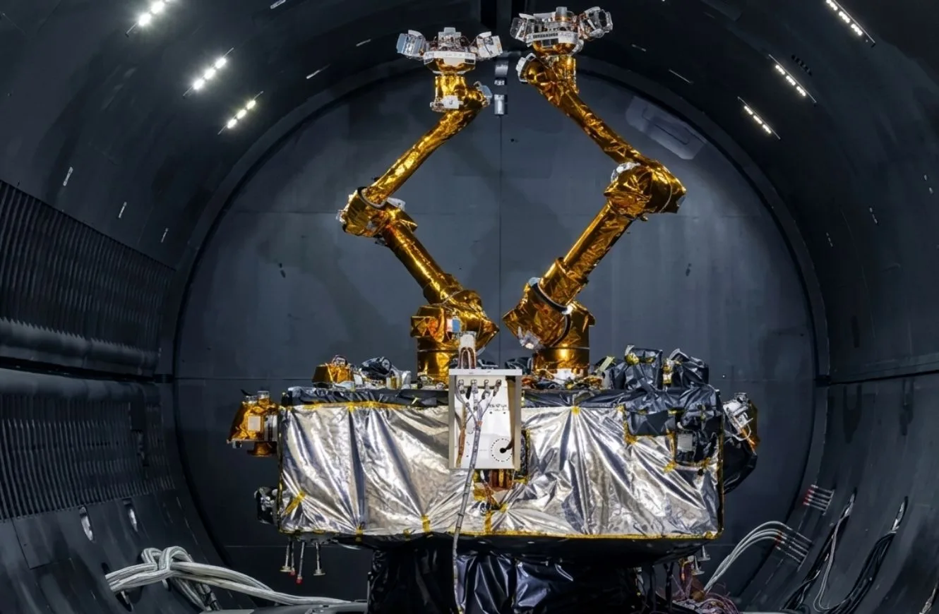 Imagen del robot satelital de DARPA. Crédito: DARPA.