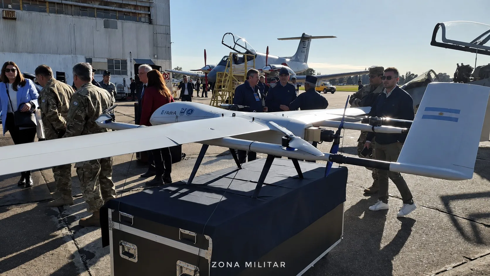 La Fábrica Argentina de Aviones (FAdeA) está desarrollando un dron para el Ejército Argentino, que continúa en etapa de desarrollo y ensayos.
