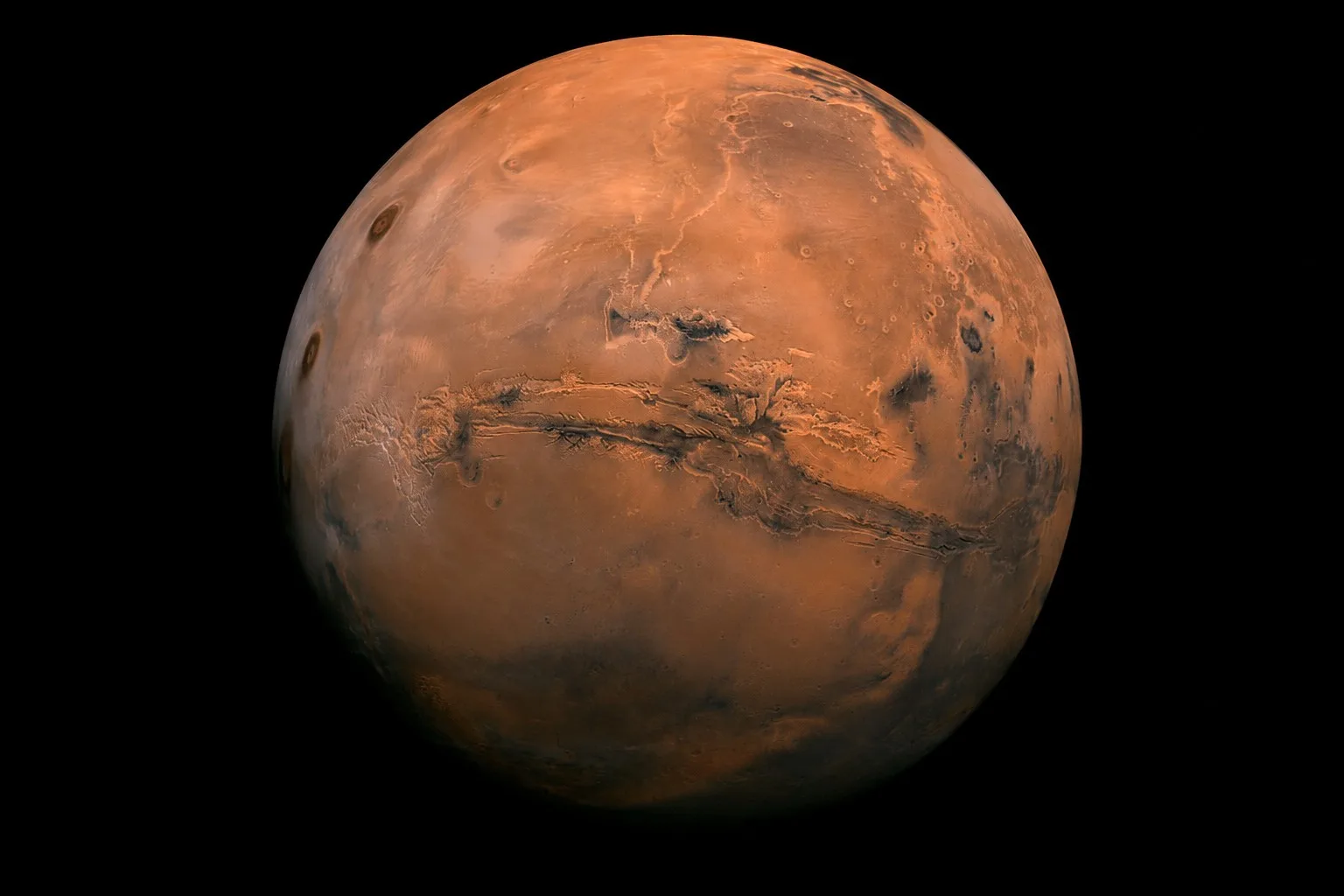 La NASA lleva 61 años investigando Marte mediante sondas, orbitadores, módulos de aterrizaje, rovers y hasta un pequeño helicóptero.