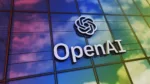 Instituciones de seguridad chinas utilizan datos generados por modelos propietarios como los de OpenAI y Anthropic para acelerar el desarrollo tecnológico local de forma eficiente.