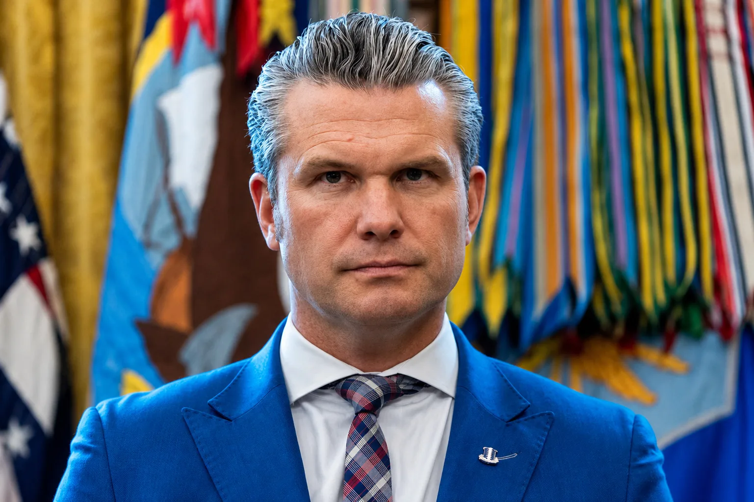 El secretario de Defensa, Pete Hegseth, en el Despacho Oval de la Casa Blanca, 15 de diciembre de 2025.