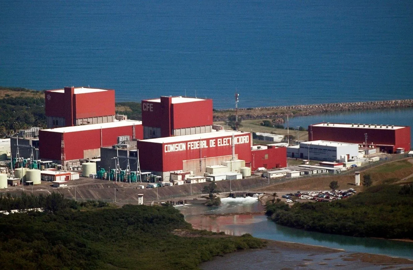 Imagen de la Central Nuclear de Laguna Verde, México. reactores nucleares LATAM