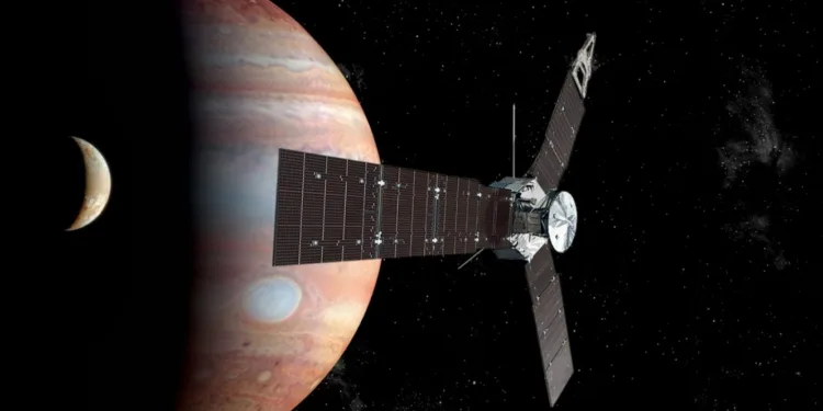 Imagen de la sonda Juno observando el entorno de Júpiter.