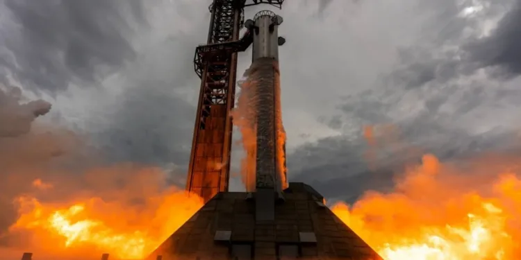 Imagen de la prueba de encendido estático del vuelo 13 de la Starship.