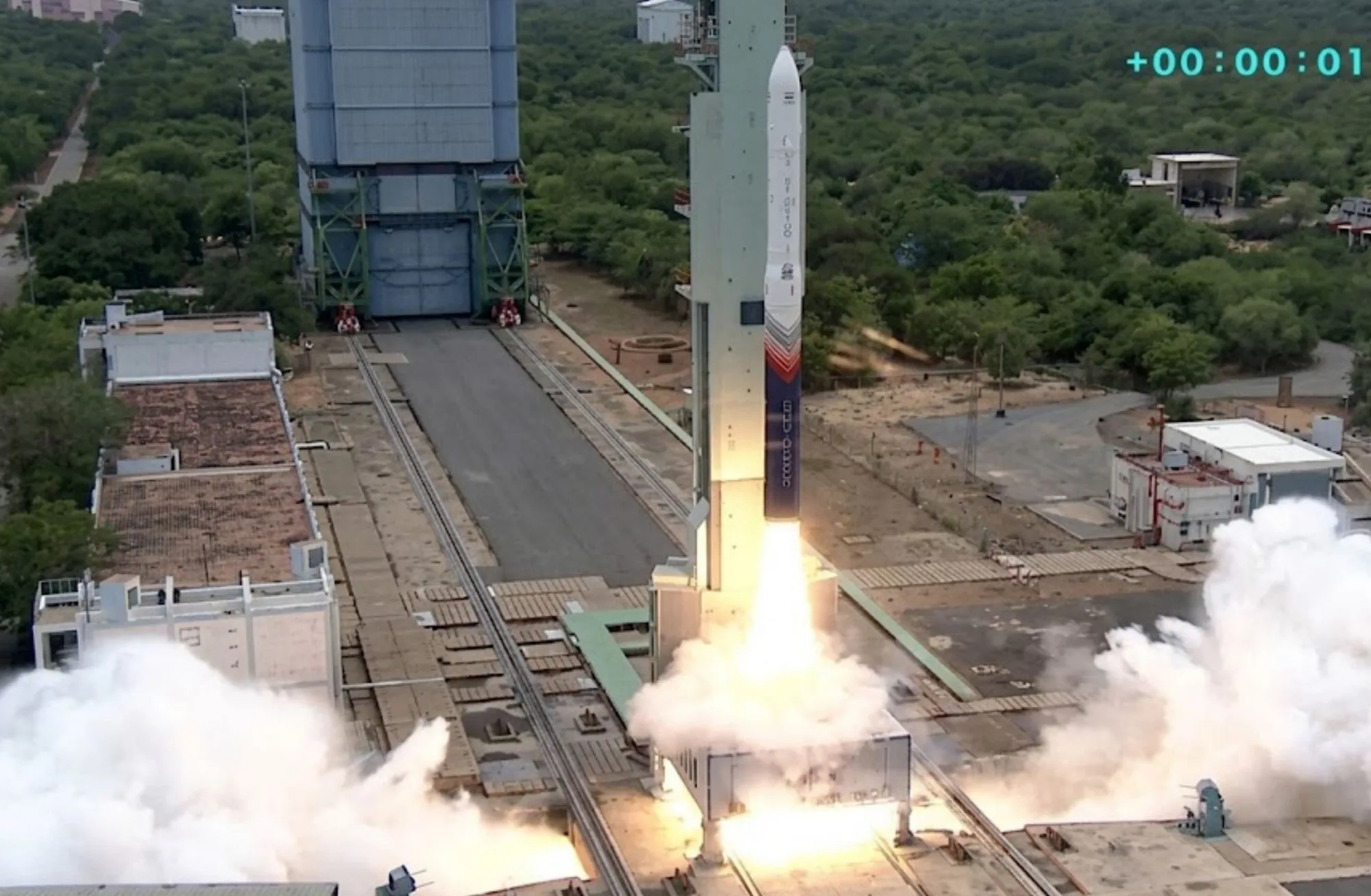 Imagen del lanzamiento del cohete Vikram-1 en el el Centro Espacial Satish Dhawan.