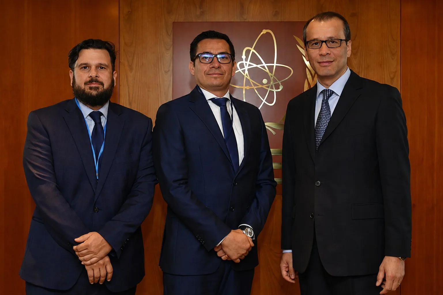 Emiliano Luaces Rudyj (izquierda) asumió la presidencia de la ARN y quedó al frente del control nuclear argentino.
