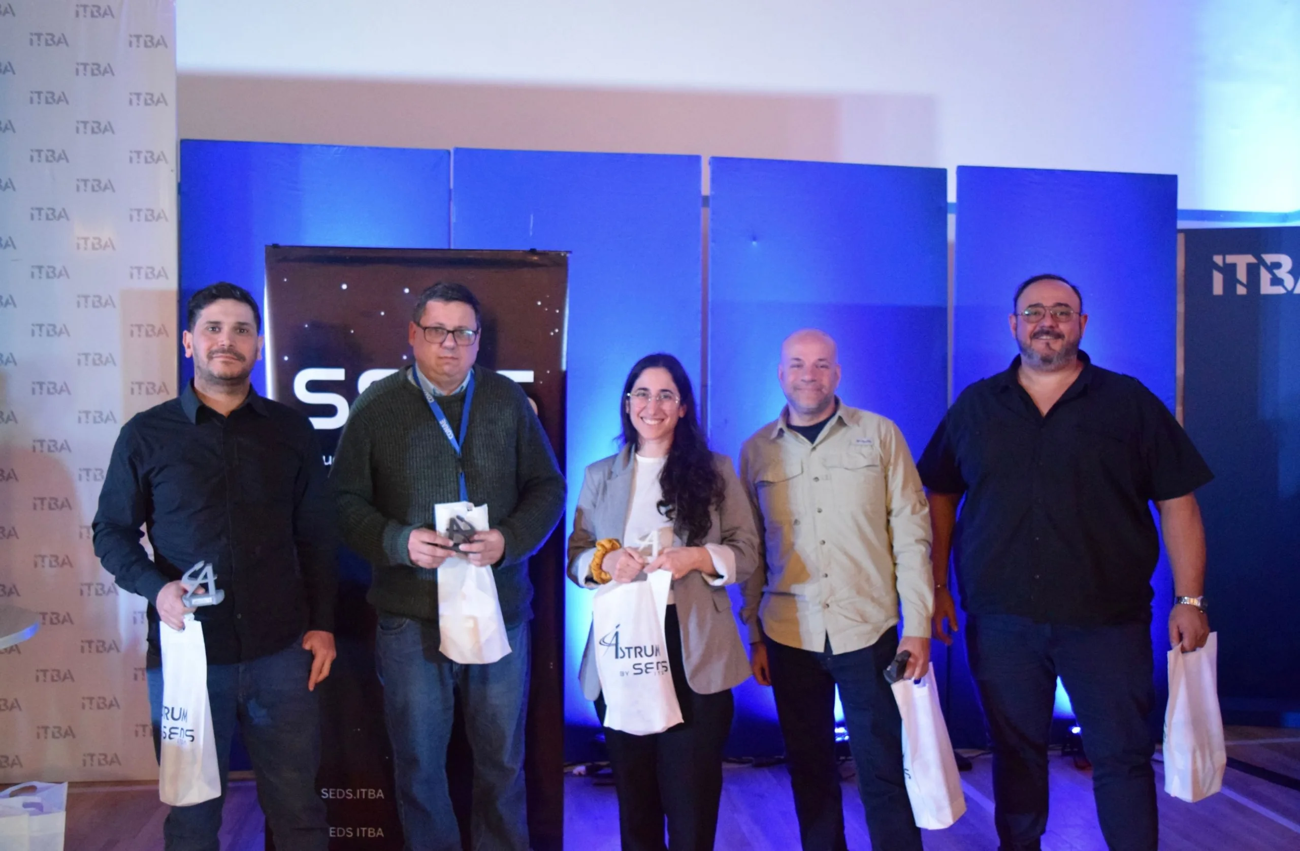 Astrum reunió a 360 personas en un evento que acerca la industria espacial nacional a los estudiantes y la comunidad científica.