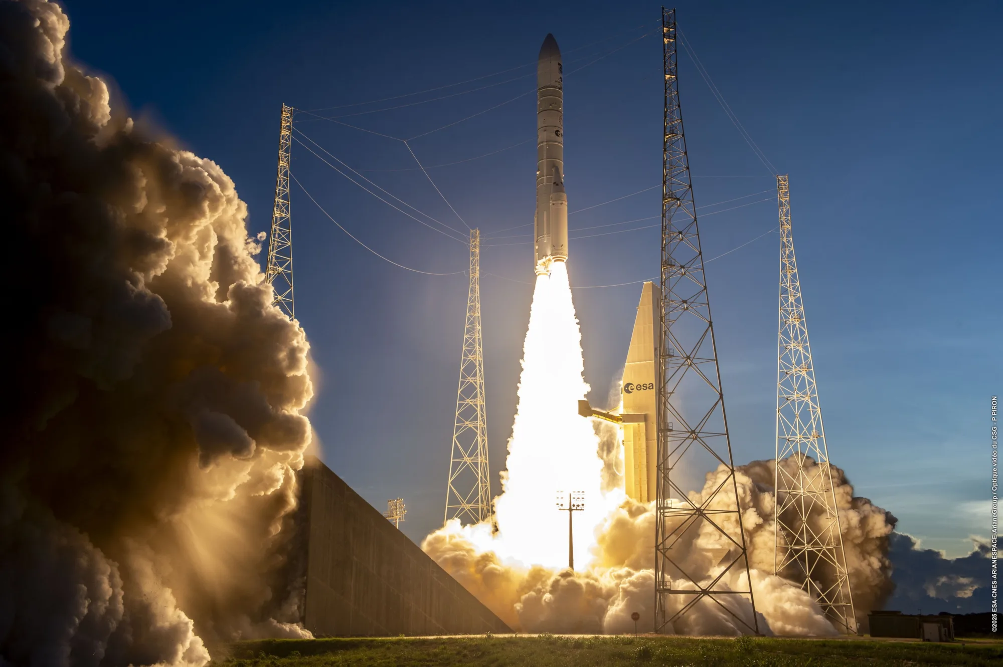 El cohete europeo Ariane 6 completó su primera misión a una órbita de transferencia geoestacionaria con el satélite MTG-I2.