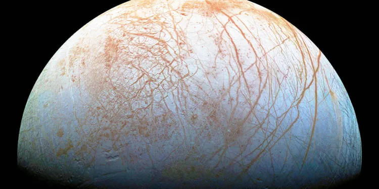 El océano oculto de Europa, la luna de Júpiter, podría albergar vida, pero llegar hasta ellas sería más difícil de lo previsto.