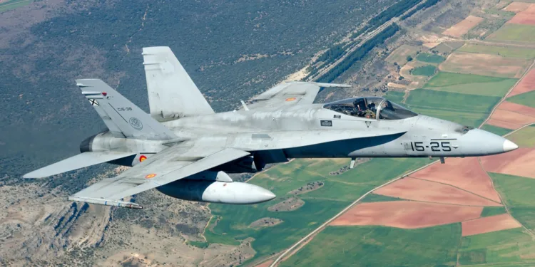 Un F-18M español derribó un dron ruso sobre Rumania y logró el primer derribo aéreo de España desde su ingreso en la OTAN.