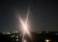 EE.UU. empleó el Army Multi-Purpose High Energy Laser (AMP-HEL), un láser de alta energía, en una operación real en la frontera con México para derribar tres drones hostiles.