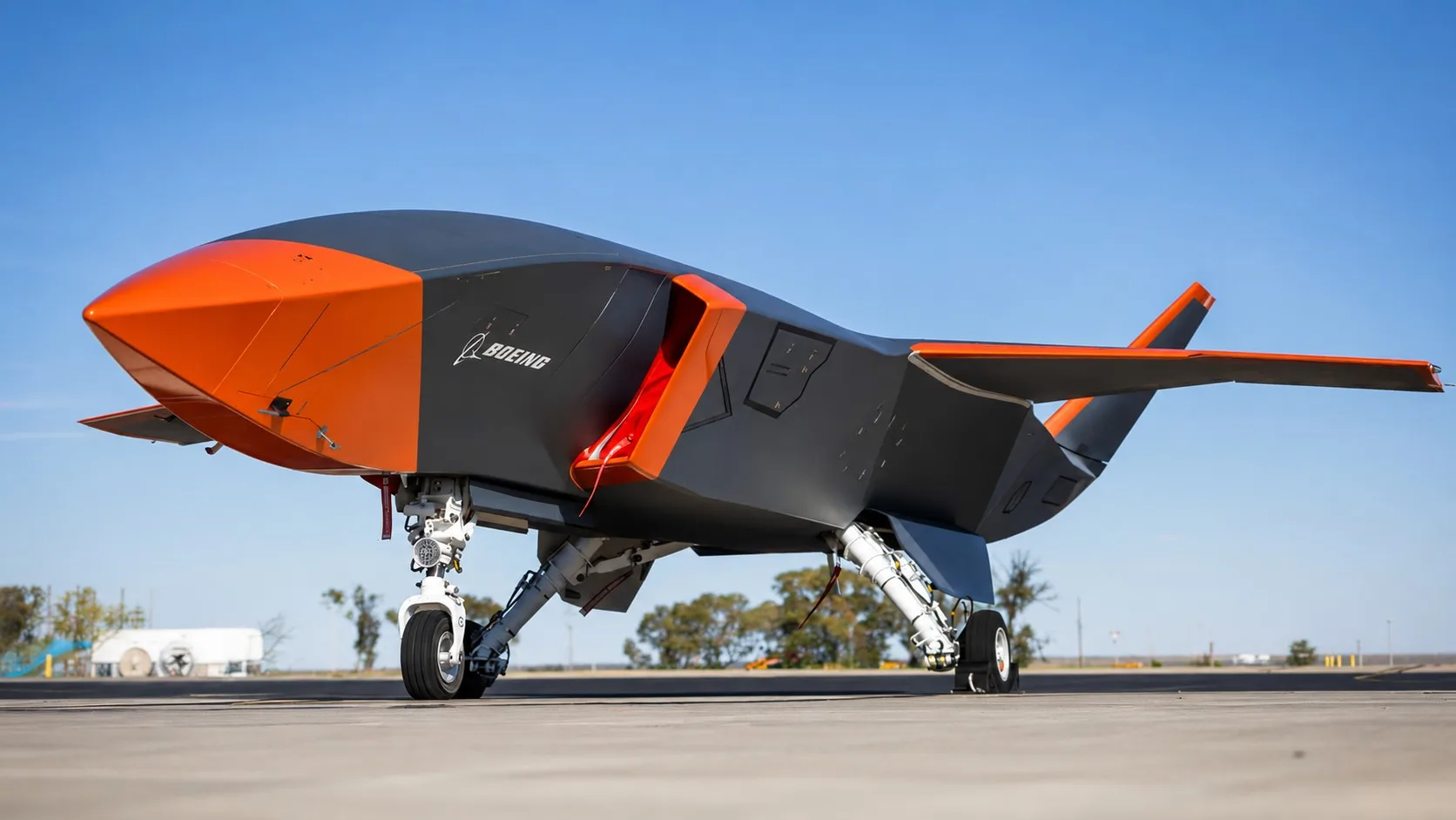 El MQ-28 es un Collaborative Combat Aircraft (CCA) de baja observabilidad, autonomía y una sección frontal intercambiable.