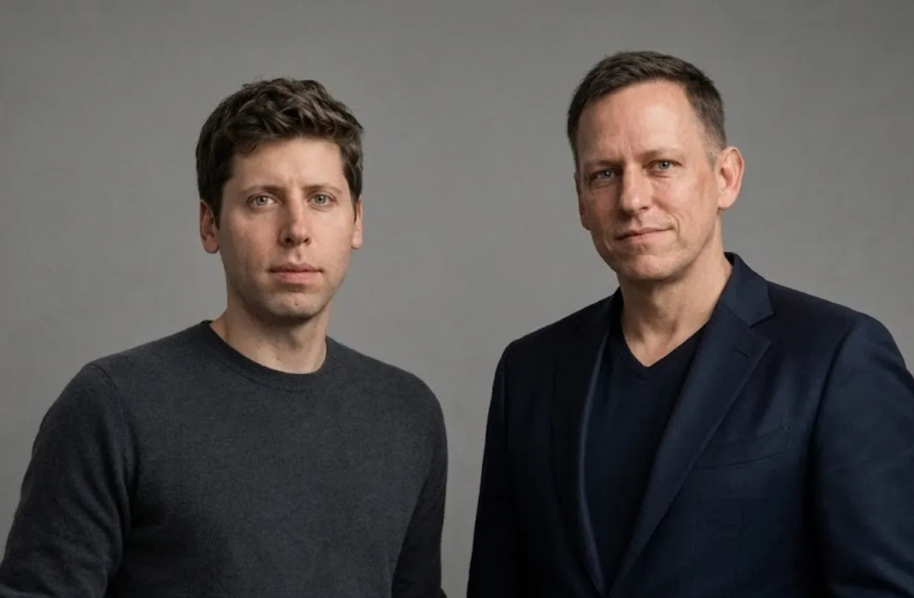 Imagen de Sam Altman (izquierda), creador de OpenAI, y Peter Thiel (derecha), cofundador de Paypal.