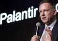 Imagen de Peter Thiel, el multimillonario cofundador de PayPal y Palantir adquirió, a través de su fondo Thiel Macro, cerca del 1% de la petrolera fundada por Miguel Galuccio.