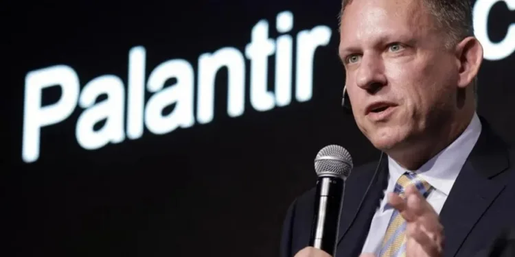 Imagen de Peter Thiel, el multimillonario cofundador de PayPal y Palantir adquirió, a través de su fondo Thiel Macro, cerca del 1% de la petrolera fundada por Miguel Galuccio.