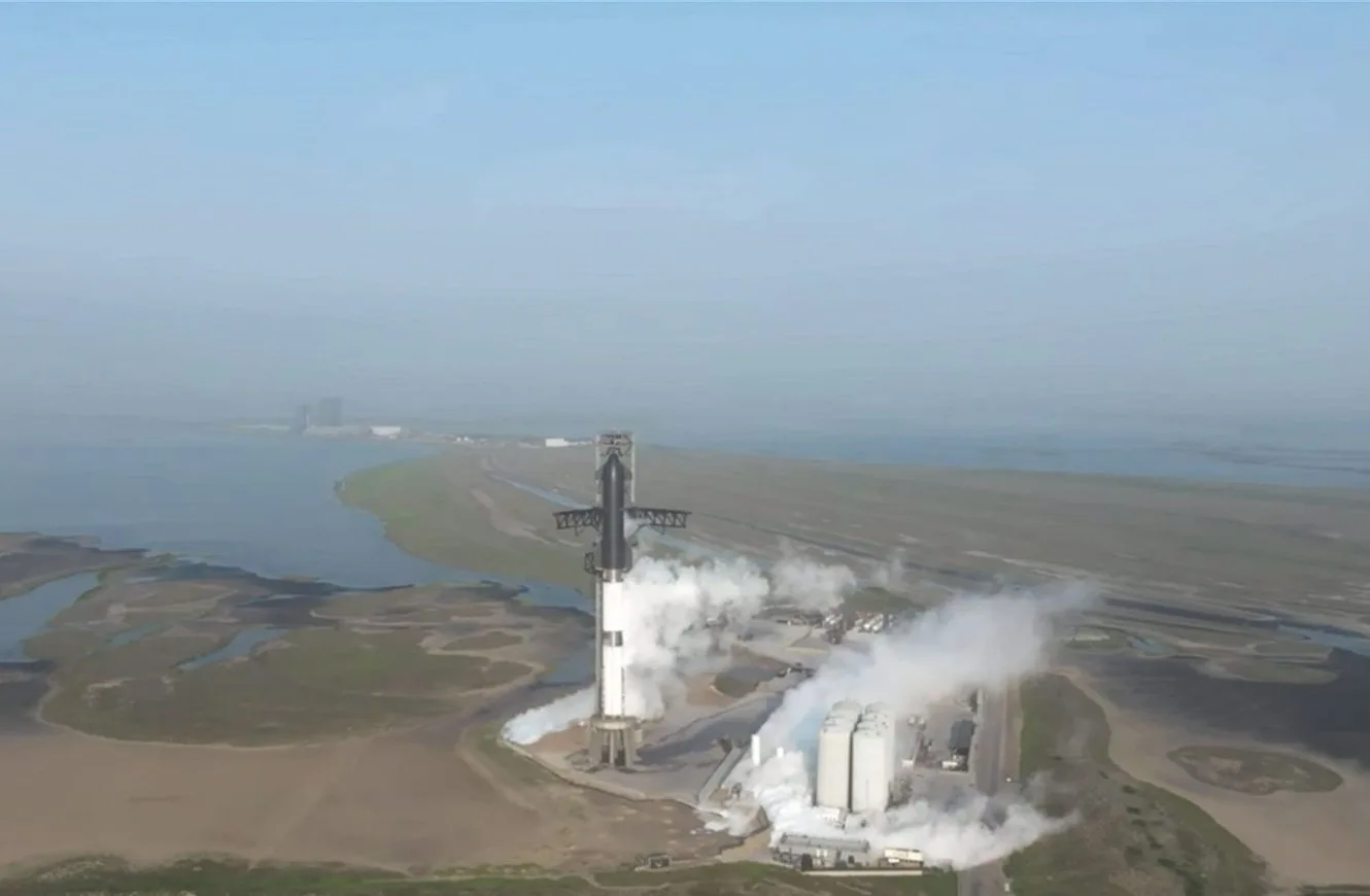 Imagen de la nave Starship desde la base de lanzamiento.