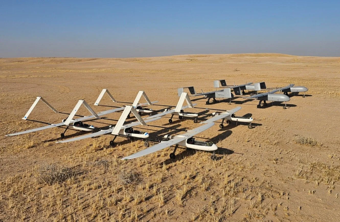 Imagen de sistemas aéreos no tripulados (C-UAS), el objetivo principal que tiene el sistema CLWS para neutralizar.
