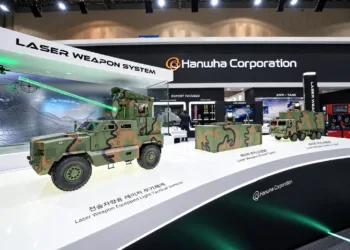 Hanwha Systems presentó su nuevo Laser Armored Vehicle en MSPO 2026, la feria internacional de defensa que comenzó este 8 de septiembre en Kielce, Polonia.