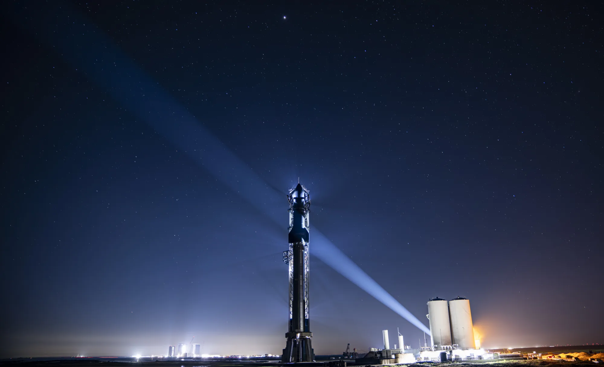 SpaceX se prepara para realizar el Flight 14 de Starship, una misión que marcará un cambio importante dentro del programa de desarrollo del sistema de lanzamiento más grande y potente del mundo.