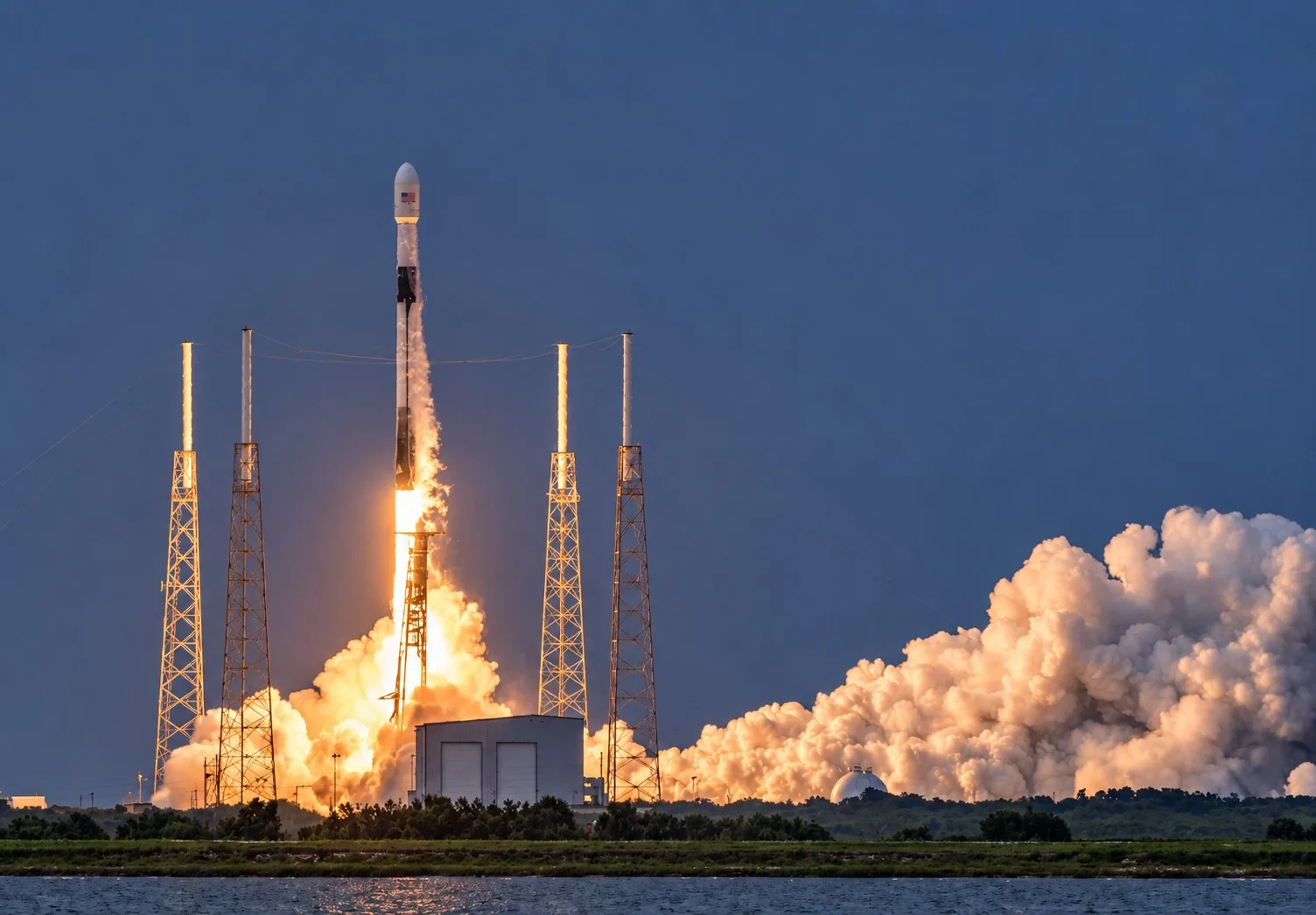 Los satélites argentinos SAOCOM se lanzaron a bordo de cohetes Falcon 9 de SpaceX. La misión estos ejemplares es observar la Tierra mediante radar de apertura sintética para monitorear el ambiente y contribuir a la gestión de emergencias.