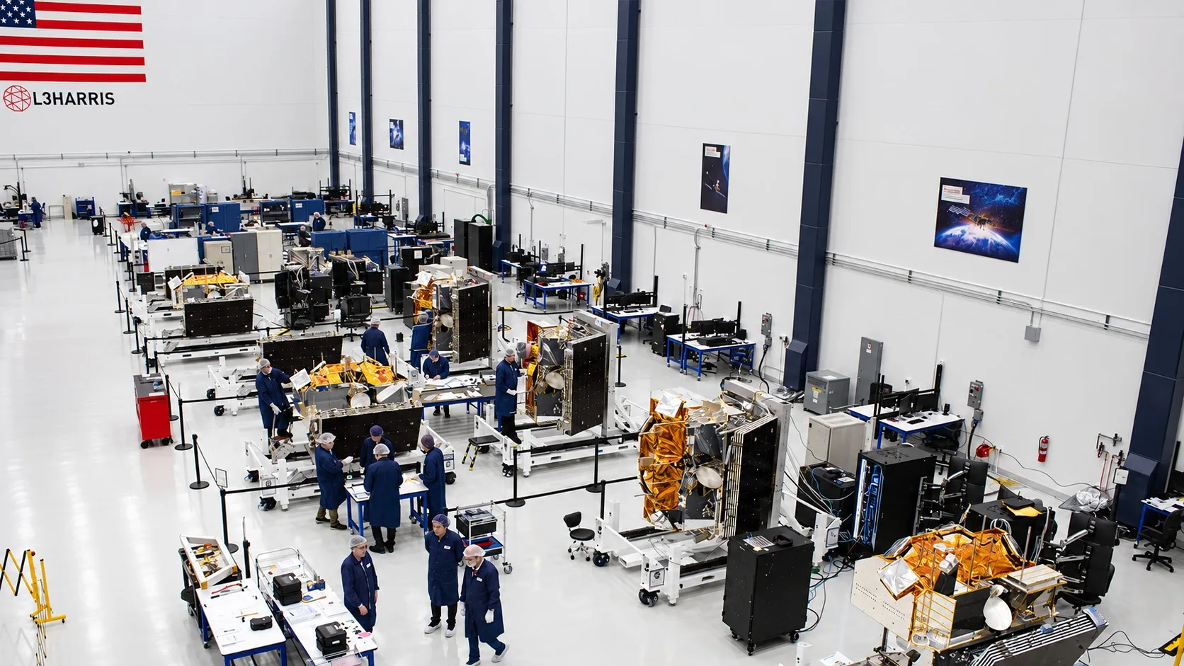 Satélites de seguimiento de misiles durante su fabricación en las instalaciones de L3Harris en Florida. Crédito: L3Harris.