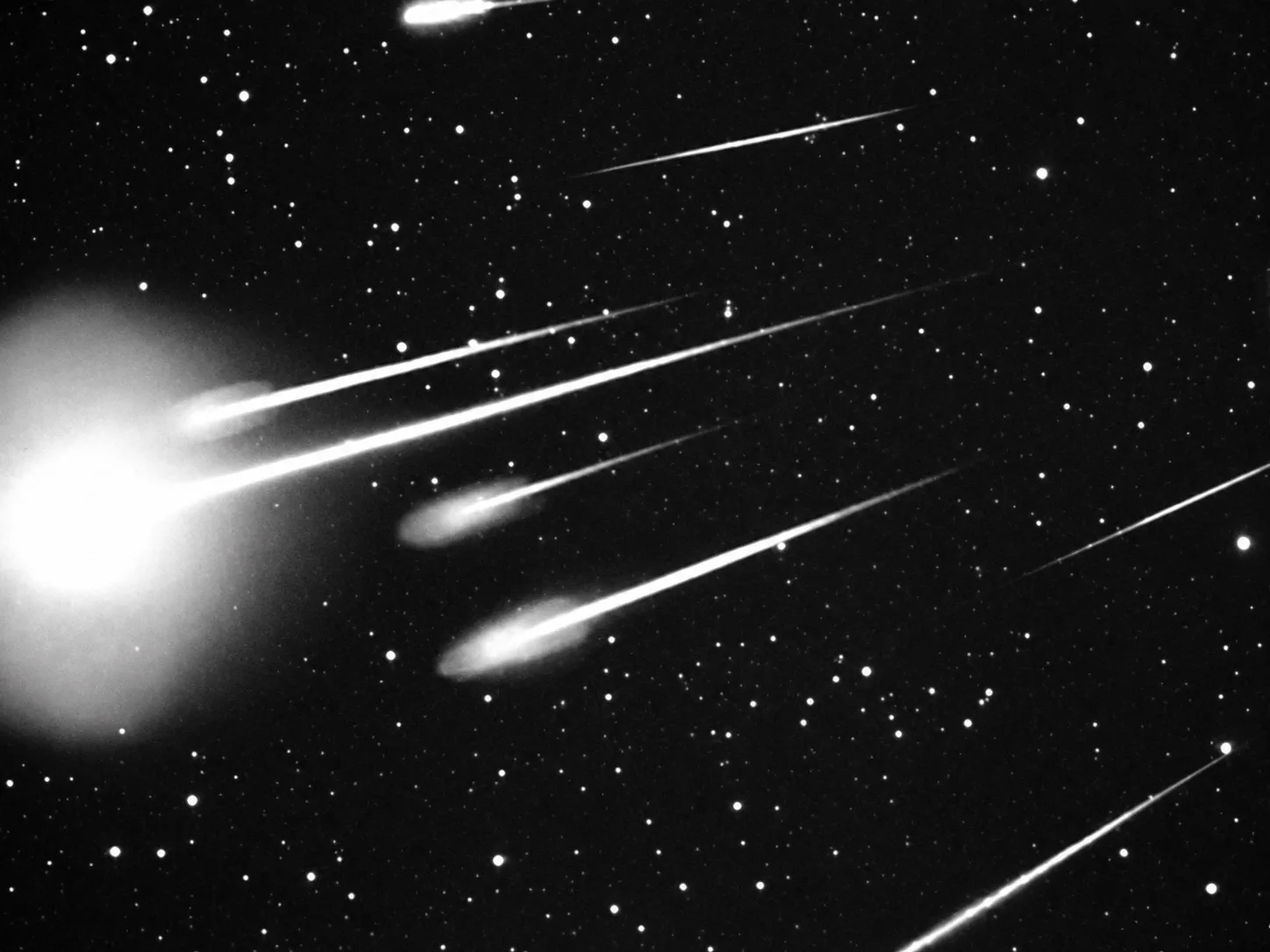Los restos del cometa Halley producirán una lluvia de meteoros visible desde Argentina, con su mayor actividad el 21 y 22 de octubre.